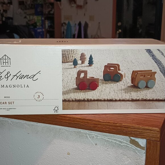 NEW Toy Car Set - Hearth & Hand™ with Magnolia - Picture 4 of 5